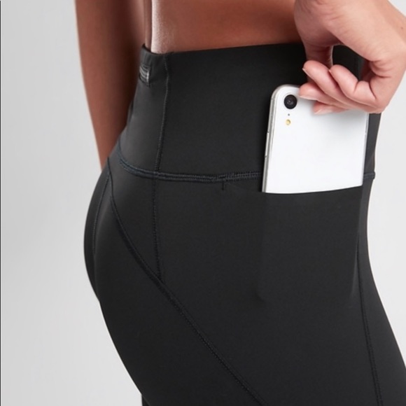 Athleta Velocity Stash Pocket Tight in Black Size Medium - Picture 3 of 12